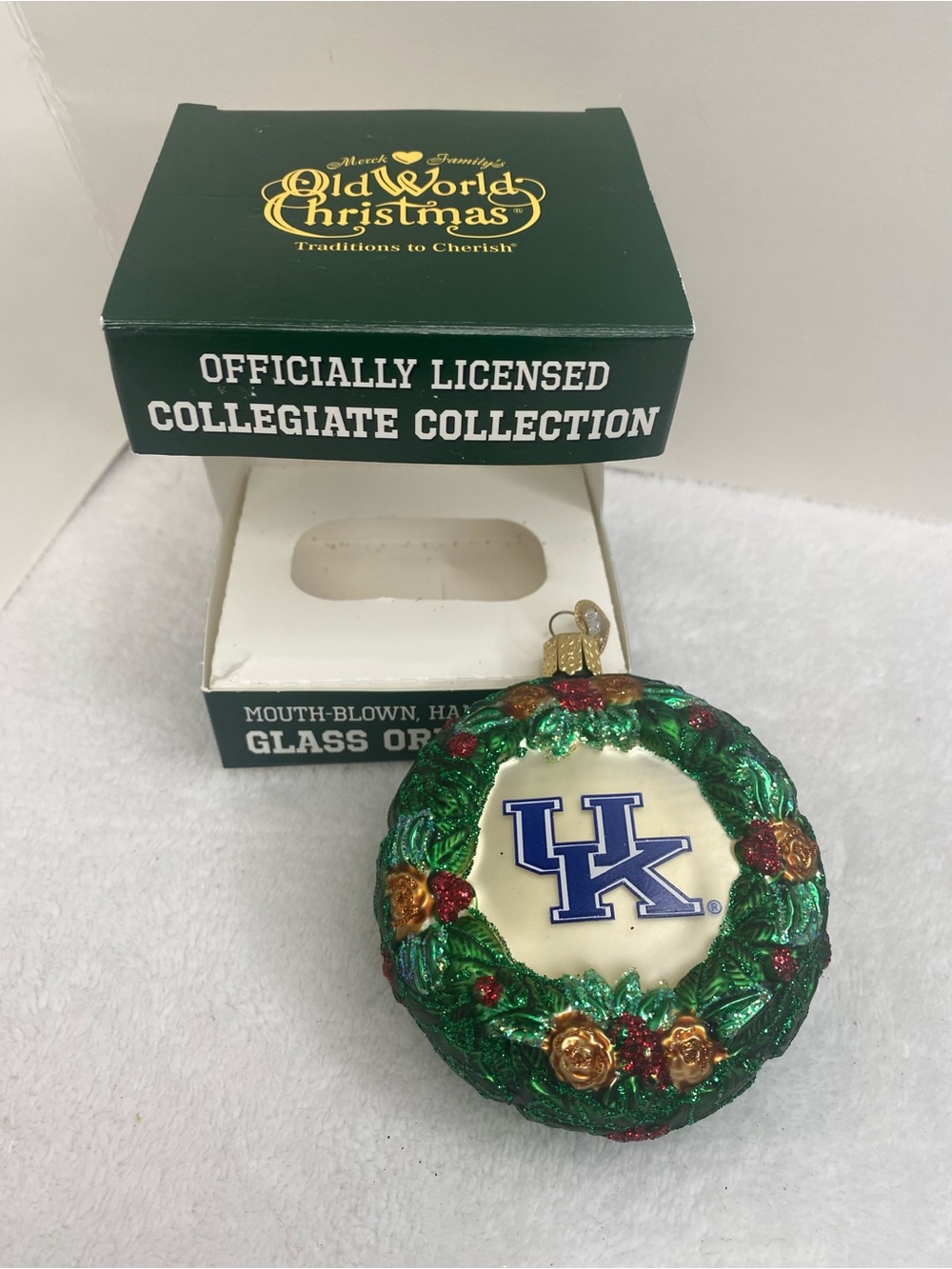 Old World Christmas University of Kentucky Wildcats Wreath Glass Tree Ornament